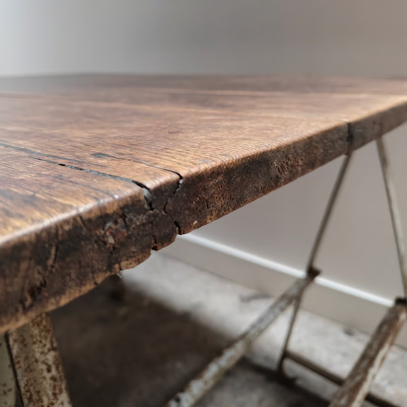 Trestles and plank top table 8.png