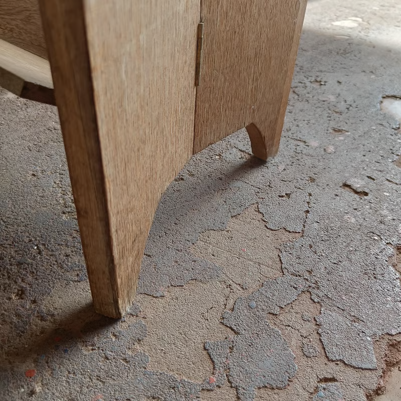 Antique folding table 5.png