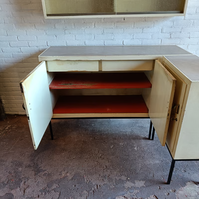 Rare W. Penaat cabinet set 2.png