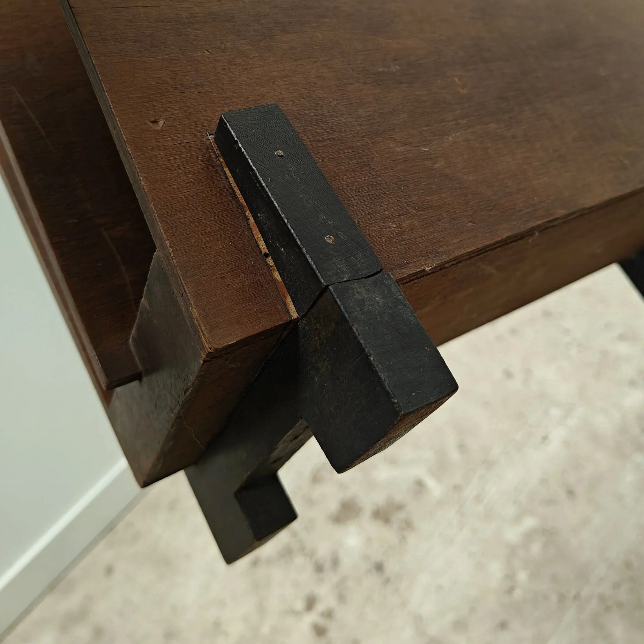 Conrad+Fehr+magazine+rack+1920%27s+15.jpg