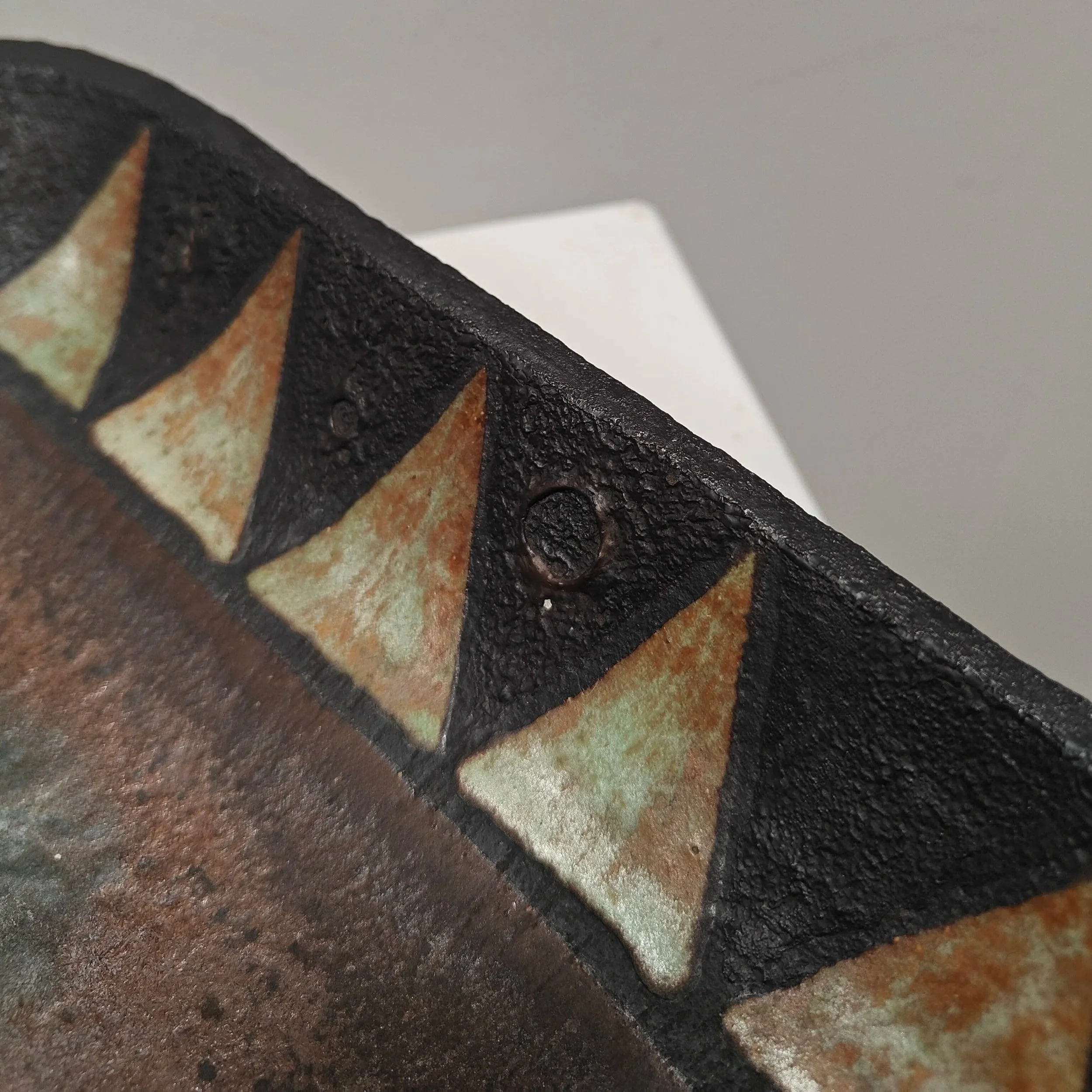 French+modenist+triangle+shaped+bowl+6.jpg