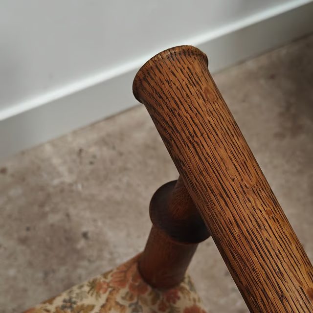 Amsterdam school arm chair 6.png