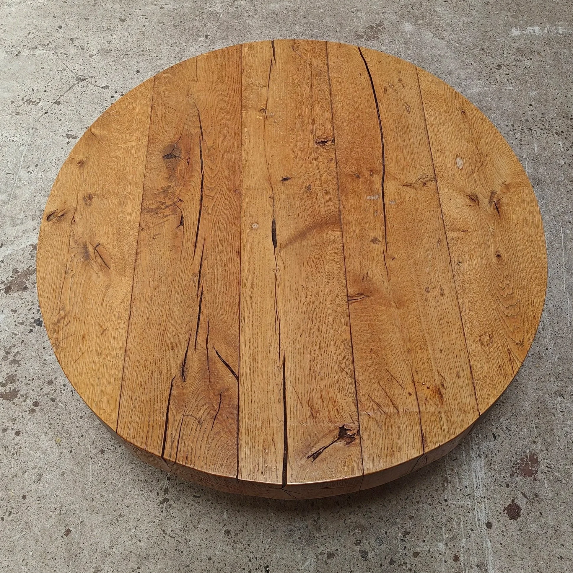 Solid+oak+round+coffeetable+6.jpg