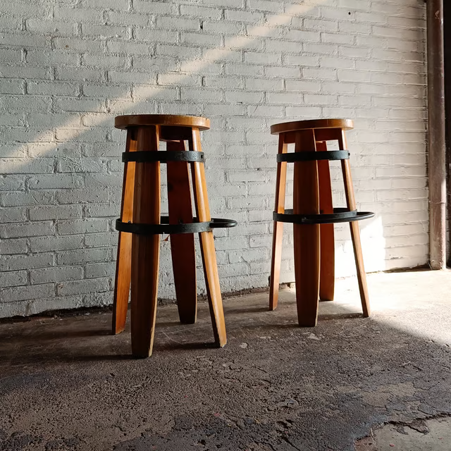 Barrel barstools 1970s, set-2 3.png