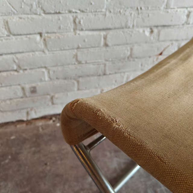 Pascal Mourgue Biscia chairs with canvas seats 13.png