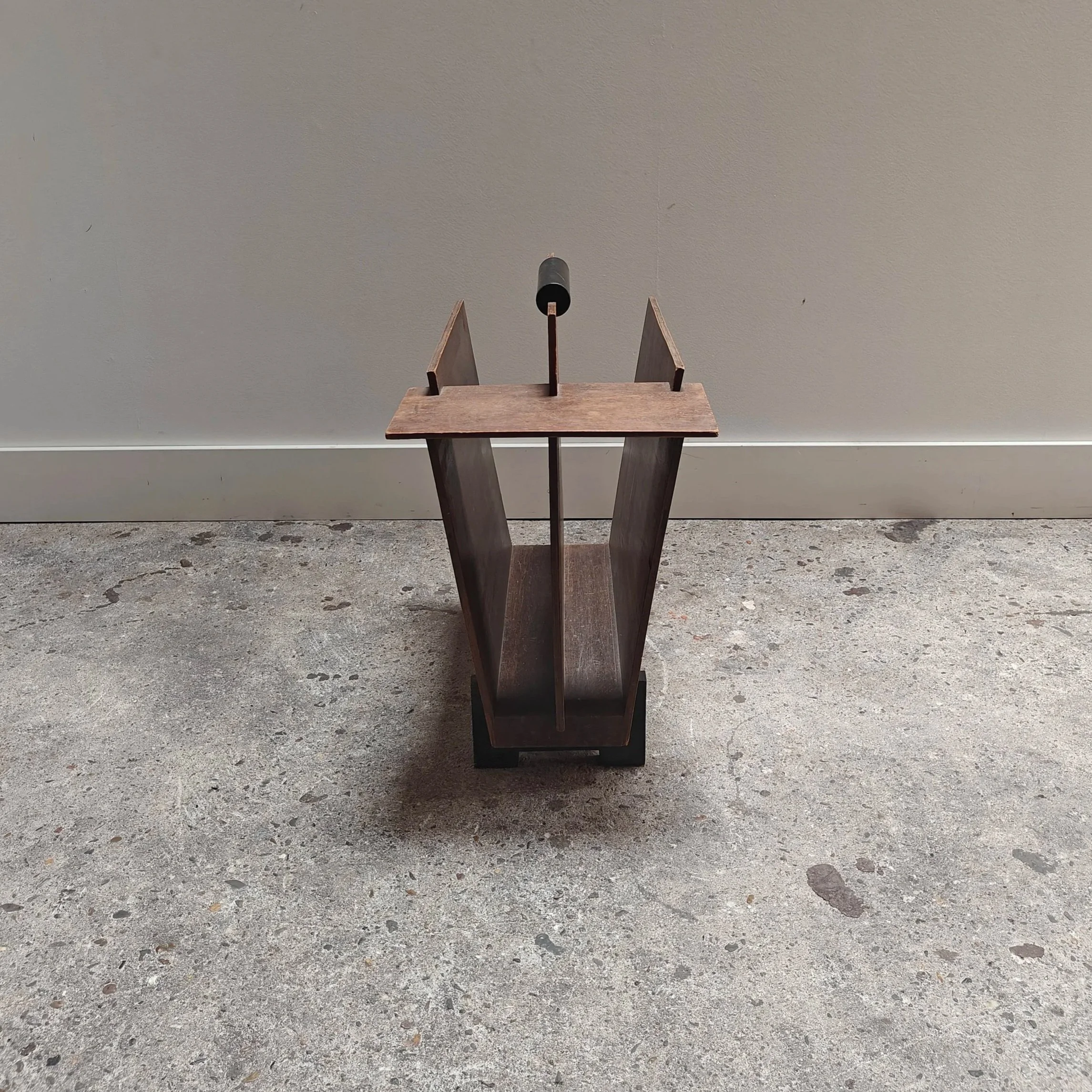Conrad+Fehr+magazine+rack+1920%27s+3.jpg