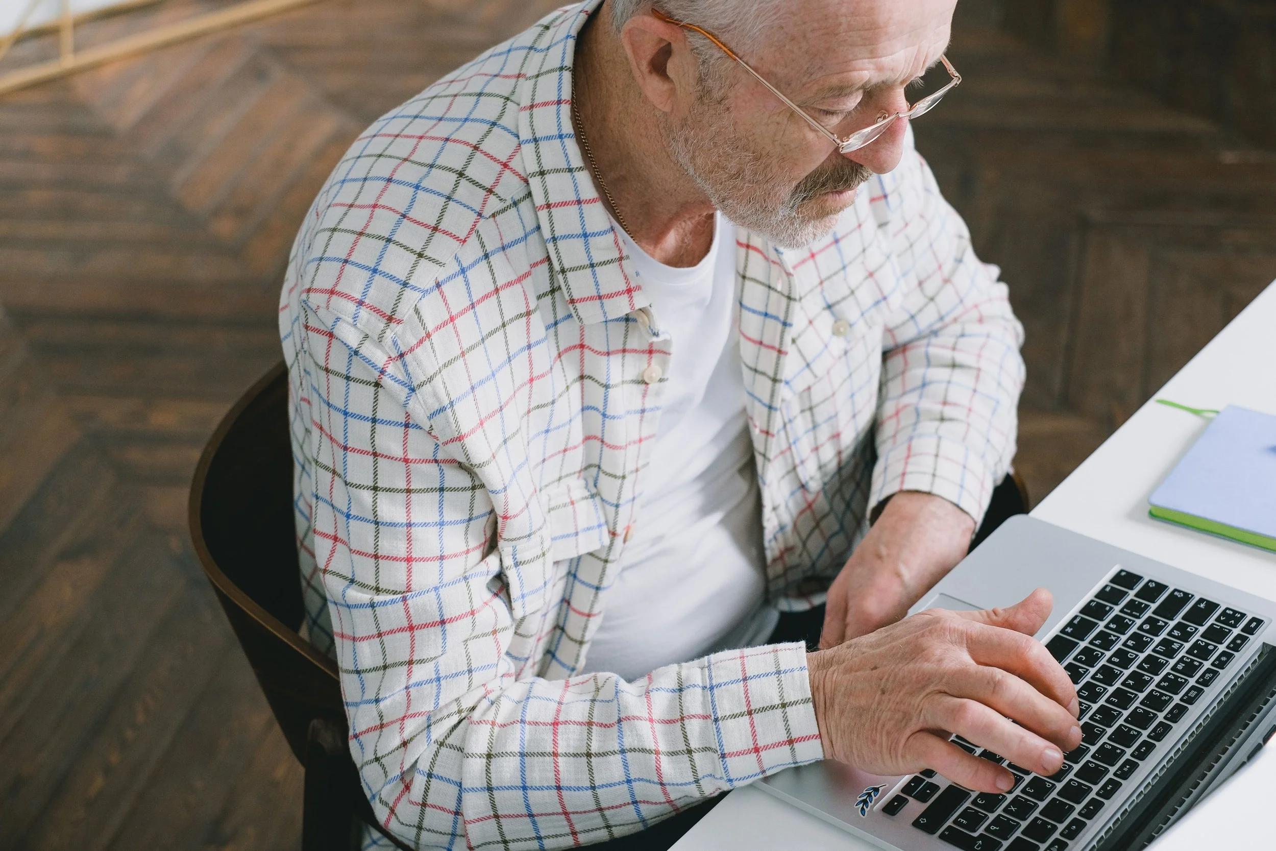 How Much Does It Cost to Outsource Bookkeeping for a Contracting Business?