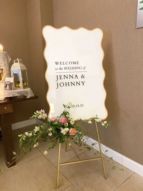 jenna sign wedding.webp