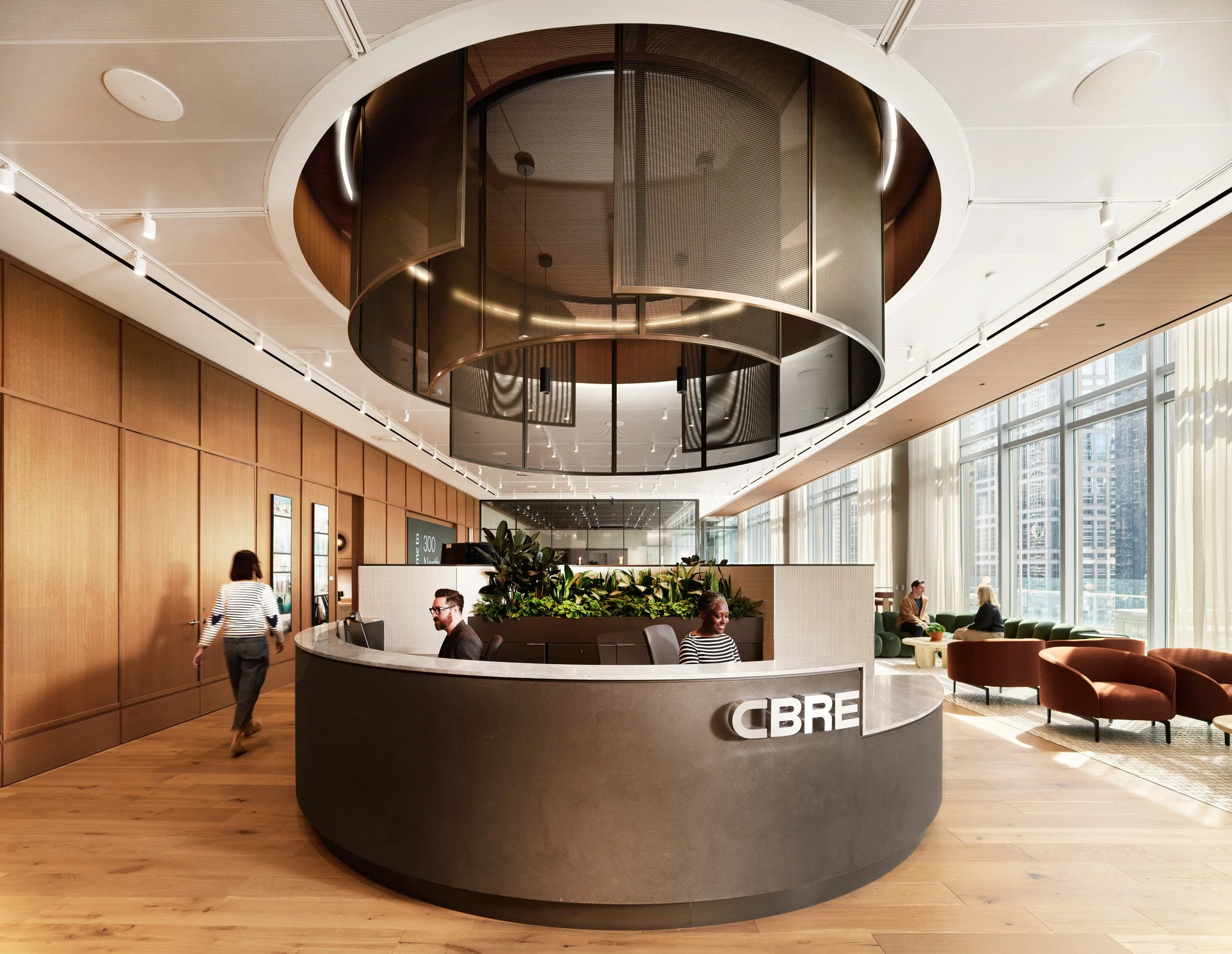 CHD24-6228-00_Reception Desk 1_SU Edited_indesign.jpg