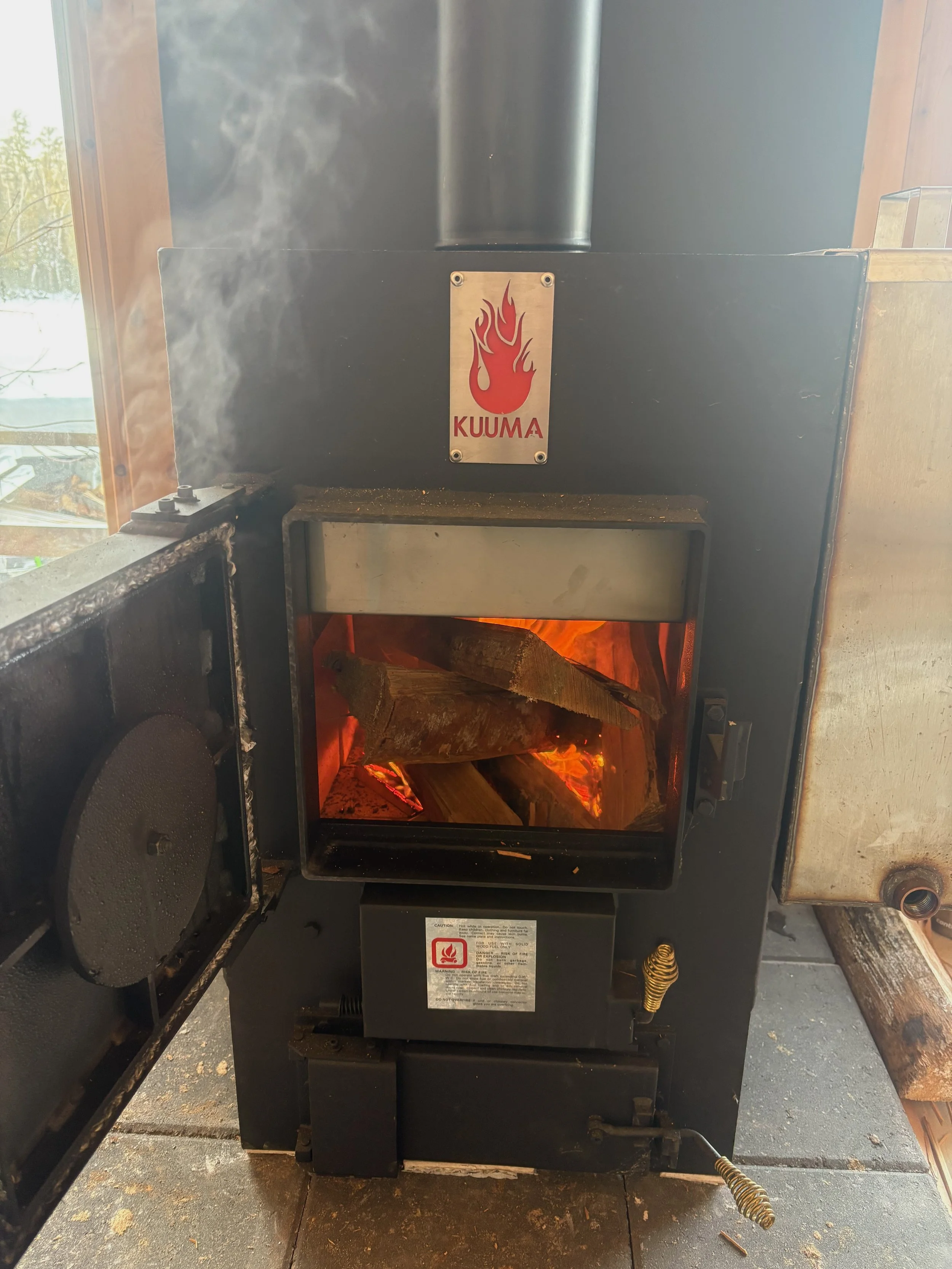 Sauna Build 05.jpg