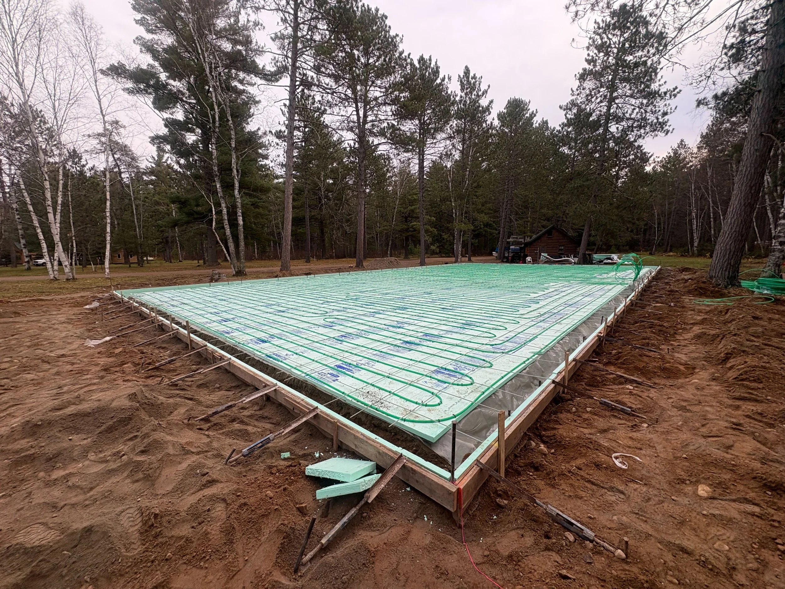 Pole Barn Build 02.jpg