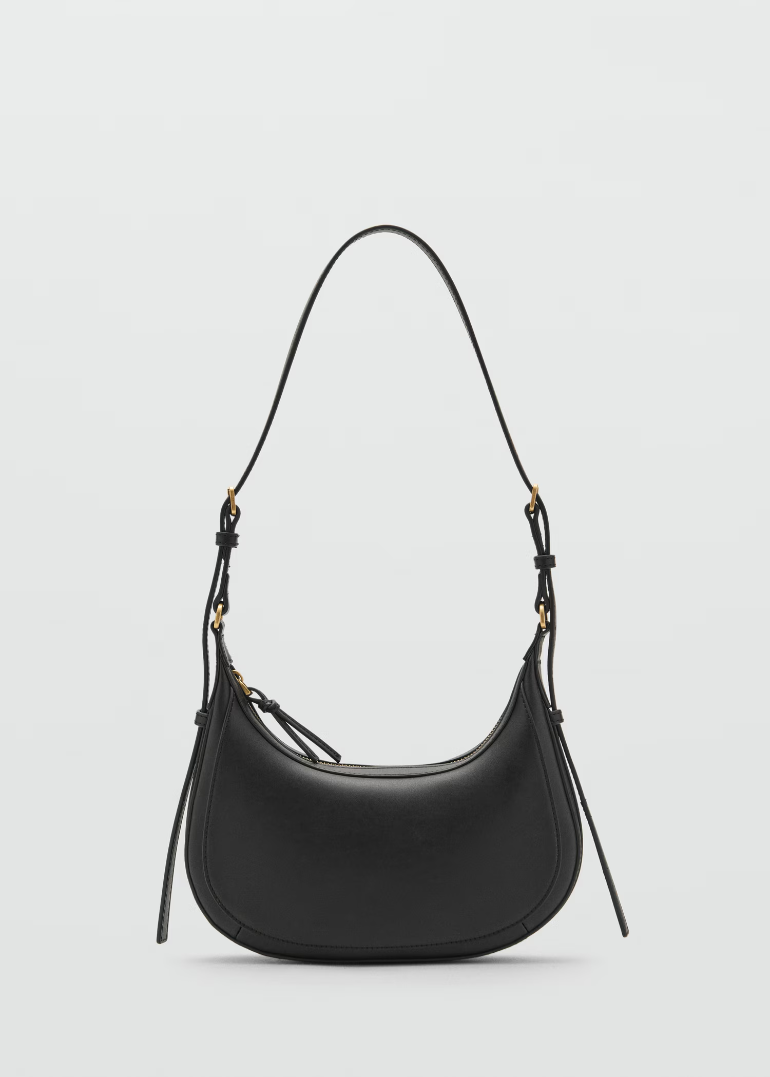 the shoulder bag.png
