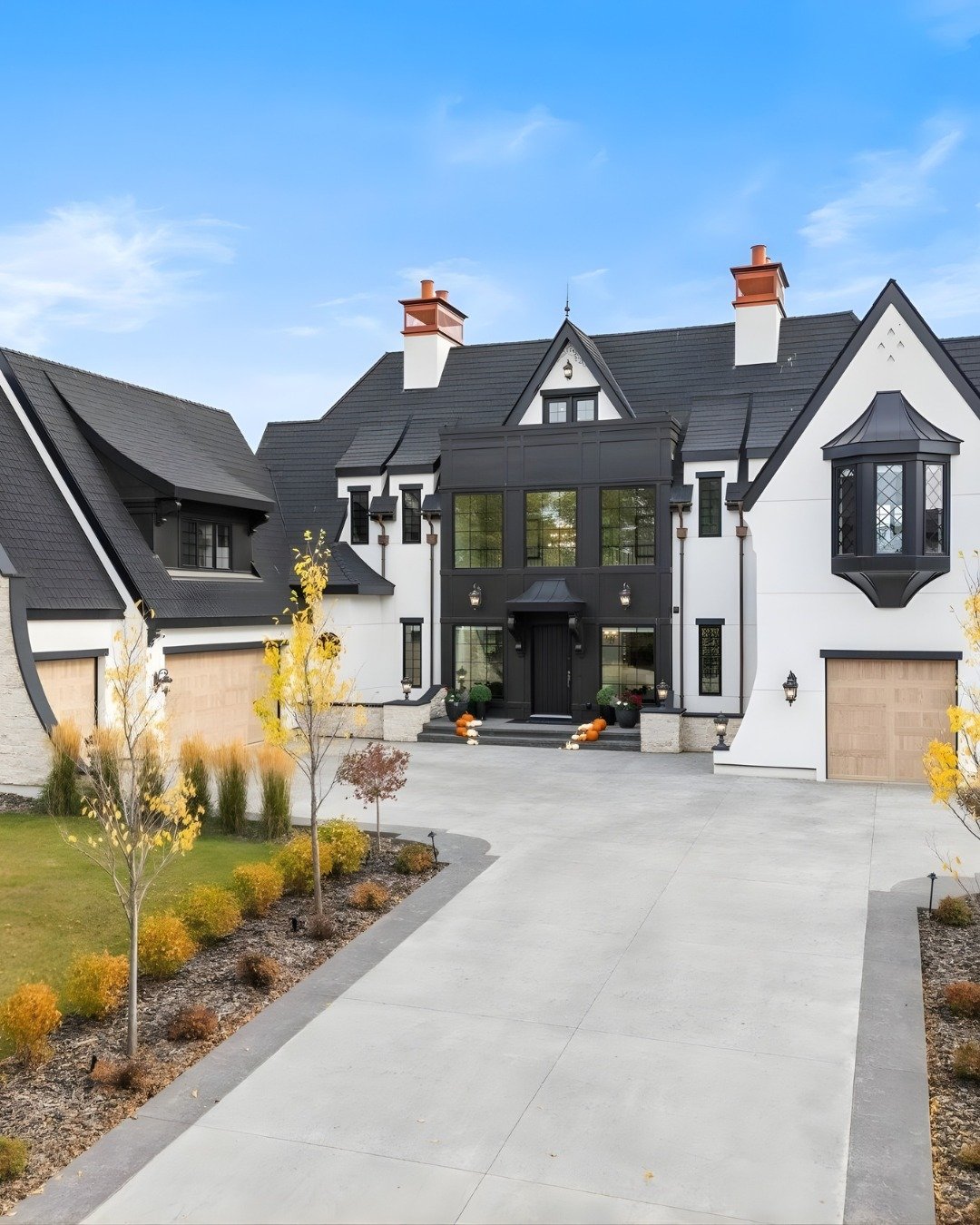 Looking for a Saturday morning crush? We found "The One." 😍

She&rsquo;s sophisticated (French/German curves), she&rsquo;s pricey (copper accents), and she&rsquo;s got a hidden side (literally, there&rsquo;s a secret wine room).

It&rsquo;