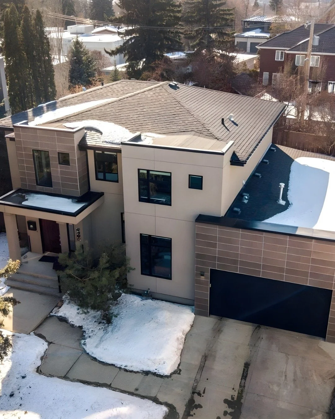 Every once in a while, a home just hits different.

Windsor Park, park-facing, and a custom design that understood the assignment &mdash; two-storey foyer, open riser stairs, and a kitchen with two islands.

Private backyard, hot tub, cozy fireplace&
