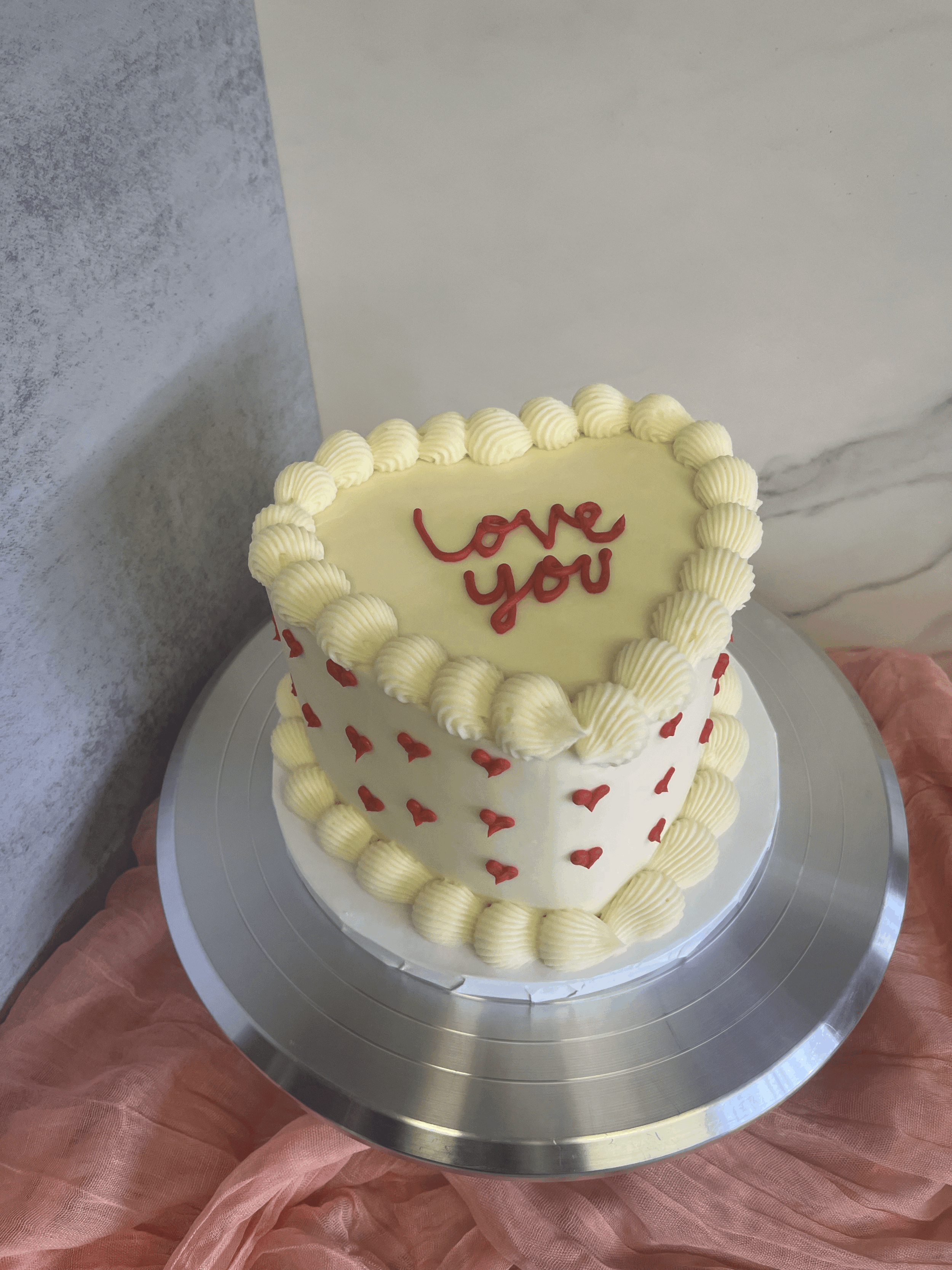 Design 1 - White & Red Hearts