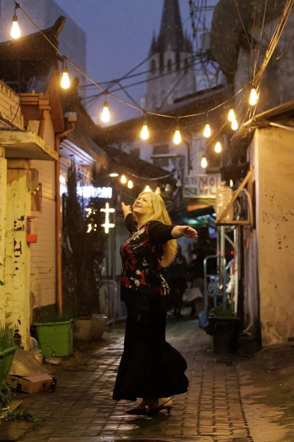 Joyful life dancing in a Korean side street