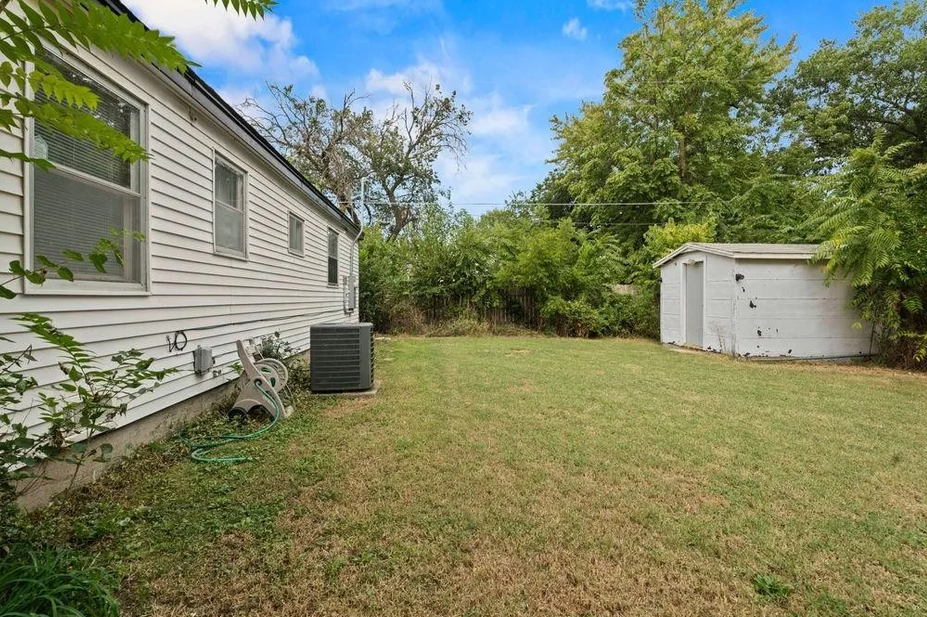 1616 E Funston backyard and shed