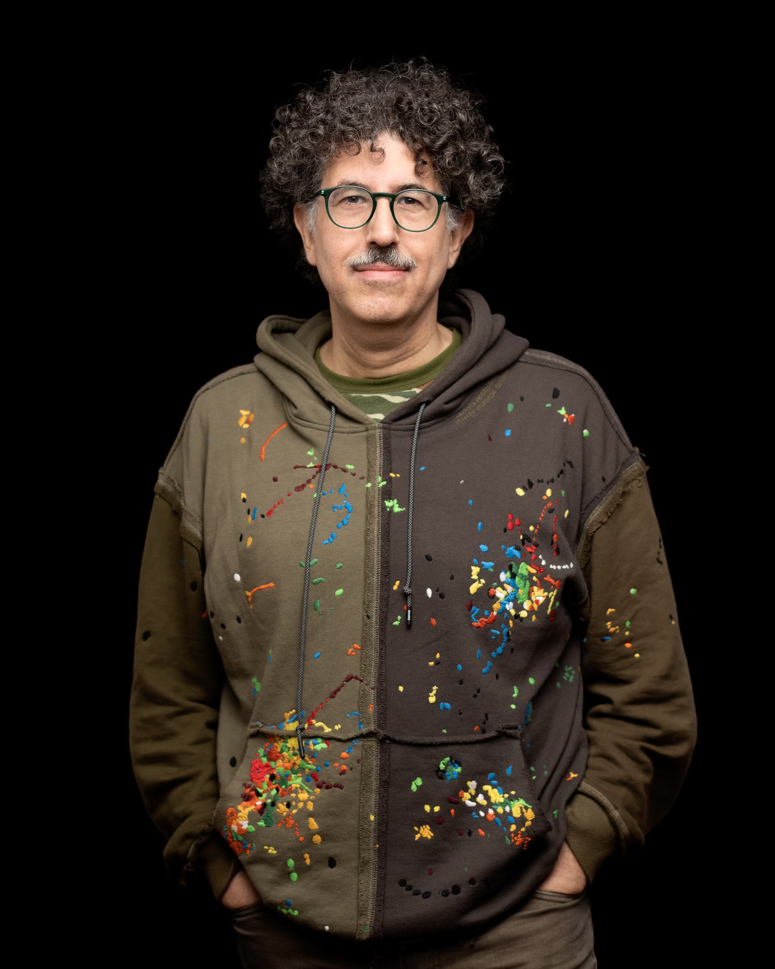 Slide Slam with Curator & Co-founder of Hyperallergic, Hrag Vartanian