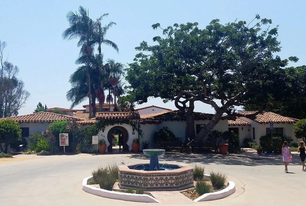 entrance-to-casa-romantica.jpg