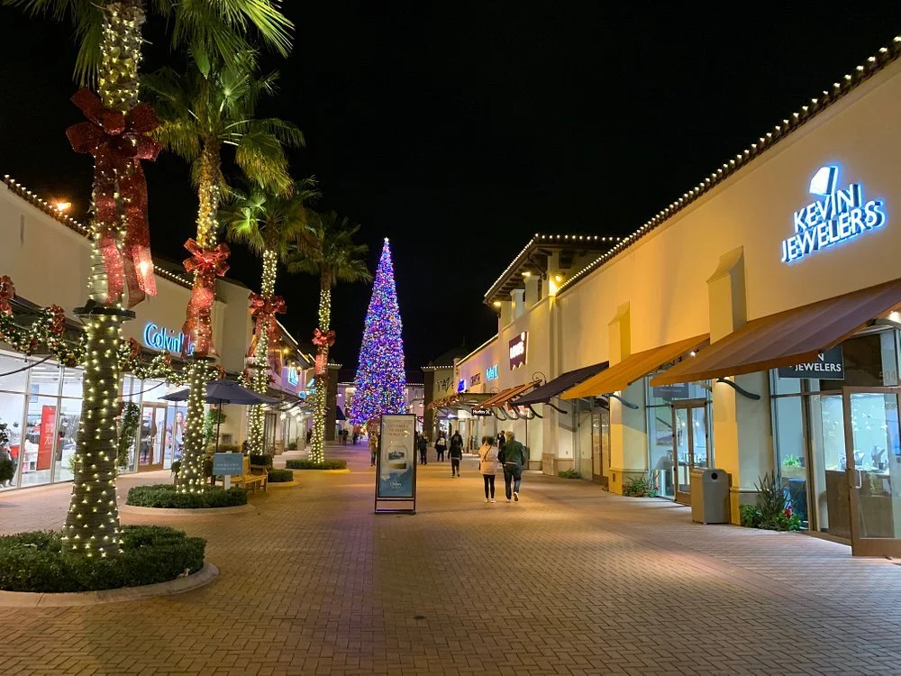 outlets-at-san-clemente.jpg