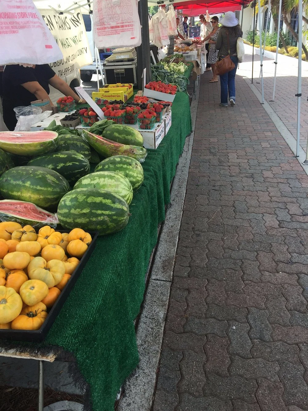 december-farmers-market.jpg