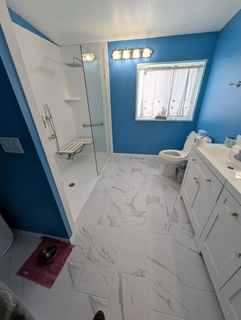 Zanine_bathroom_web.jpg