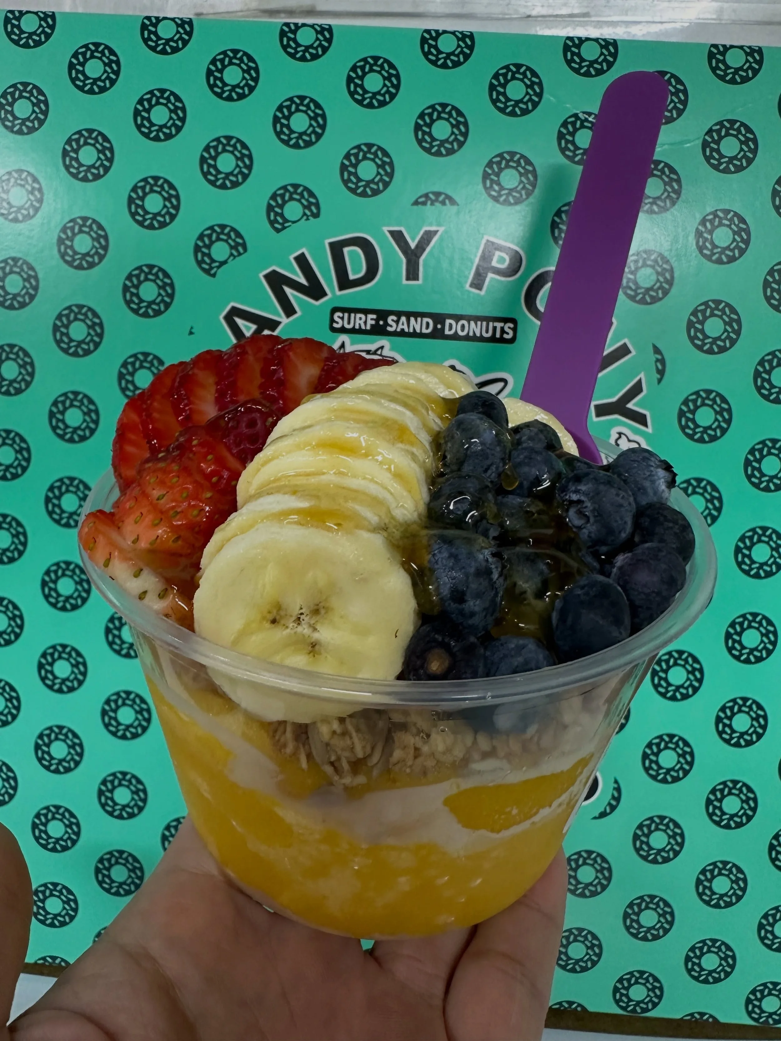 Which of these bases would you choose!!! 
🥭 MANGO 
🫐 ACAI
🐉 PITAYA