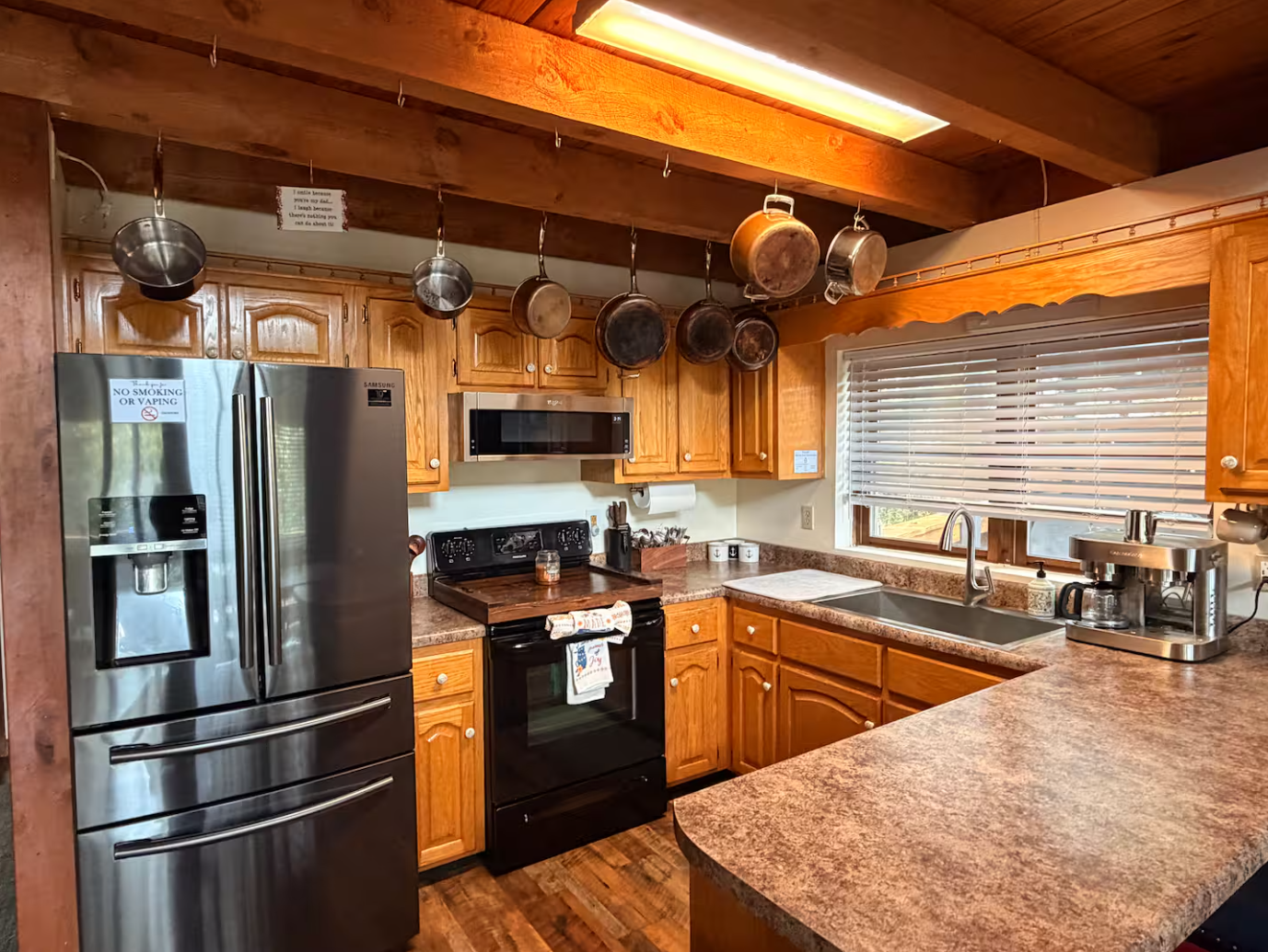 Lakeside Cabin 13.png