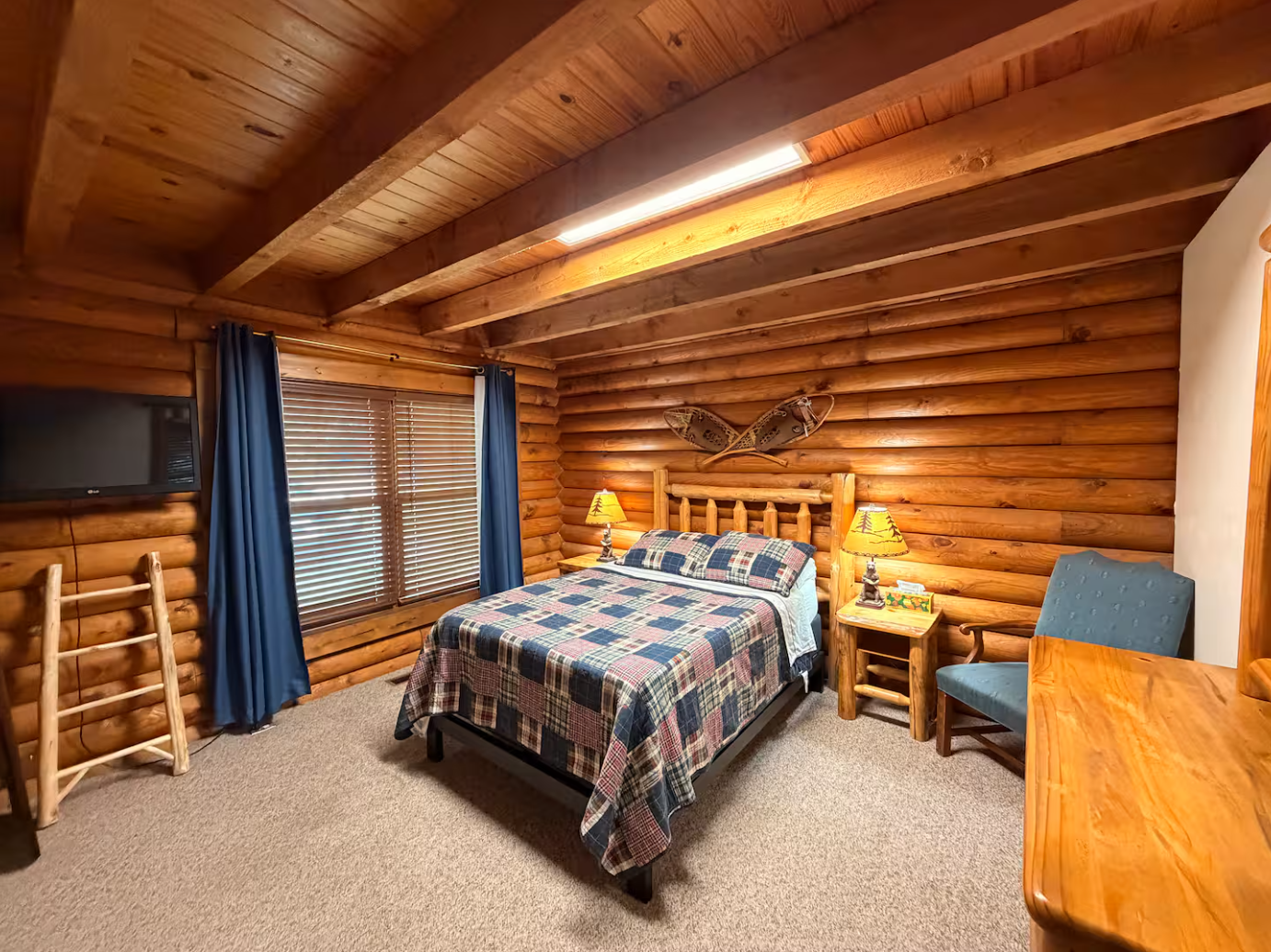 Lakeside Cabin 16.png