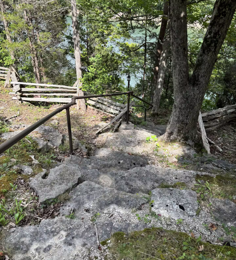 overlook at Sloan's Valley 21.png