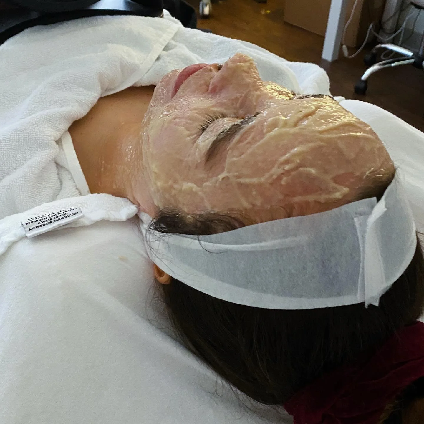 Peel season is coming up! Use the cooler months to refine skin texture, diminish fine lines, and wrinkles and fade discoloration!
My super secret skincare menu is not available for online booking, but should you feel inclined — DM me and I&rs