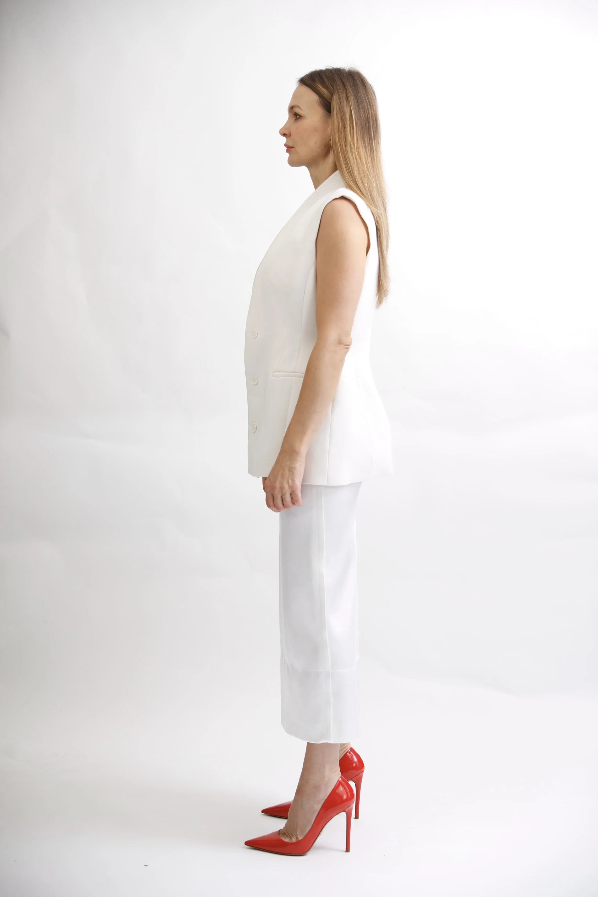 white_straight_skirt_vest_suit.jpg.jpeg