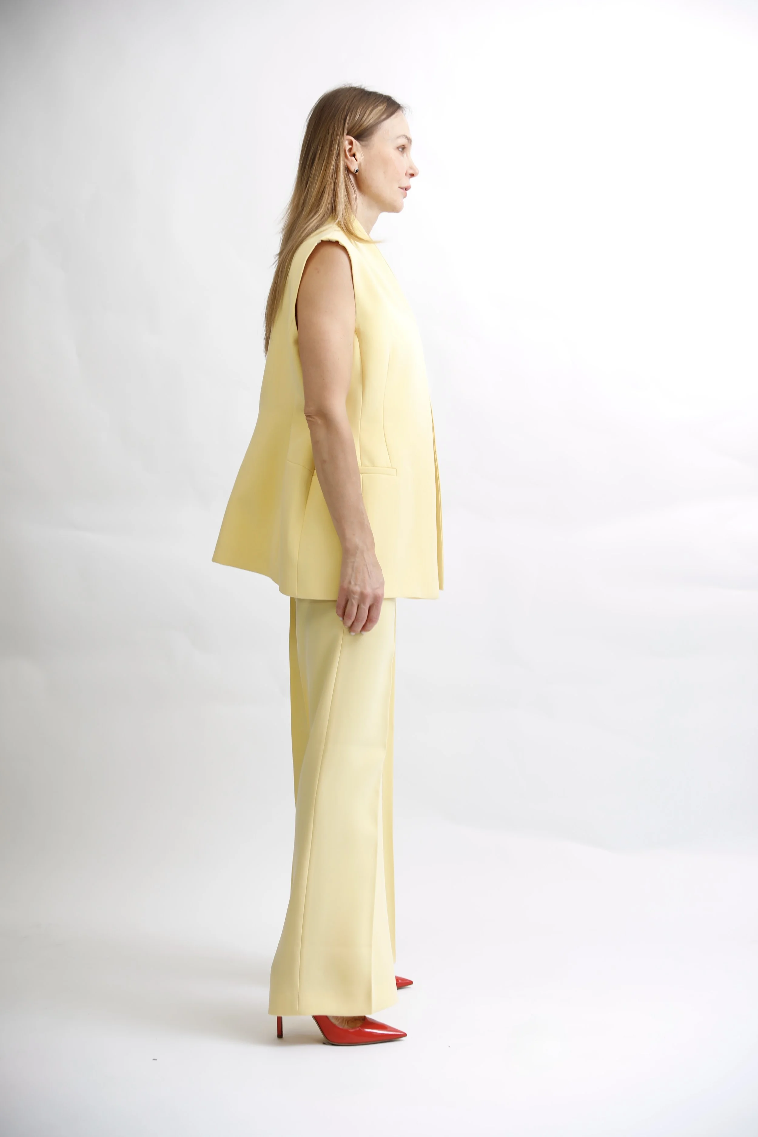 light_yellow_suit_vest_trouses.jpg.jpeg