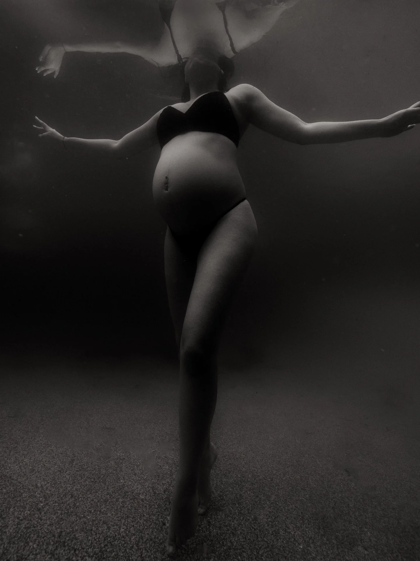 The water is CALLING 🌊 🐚

The Willows Photography Melbourne maternity, newborn and family photographer Melbourne creative studio Werribee and surrounds www.thewillowsphotography.com.au