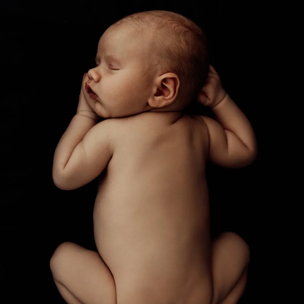 One of my all time fav newborn moments I&rsquo;ve captured 🤩 censored for Instagram 🫠

I&rsquo;ll be checking out this weekend enjoying some family time, sending love to all those who need it this Mother&rsquo;s Day &amp; to all the people blessed 