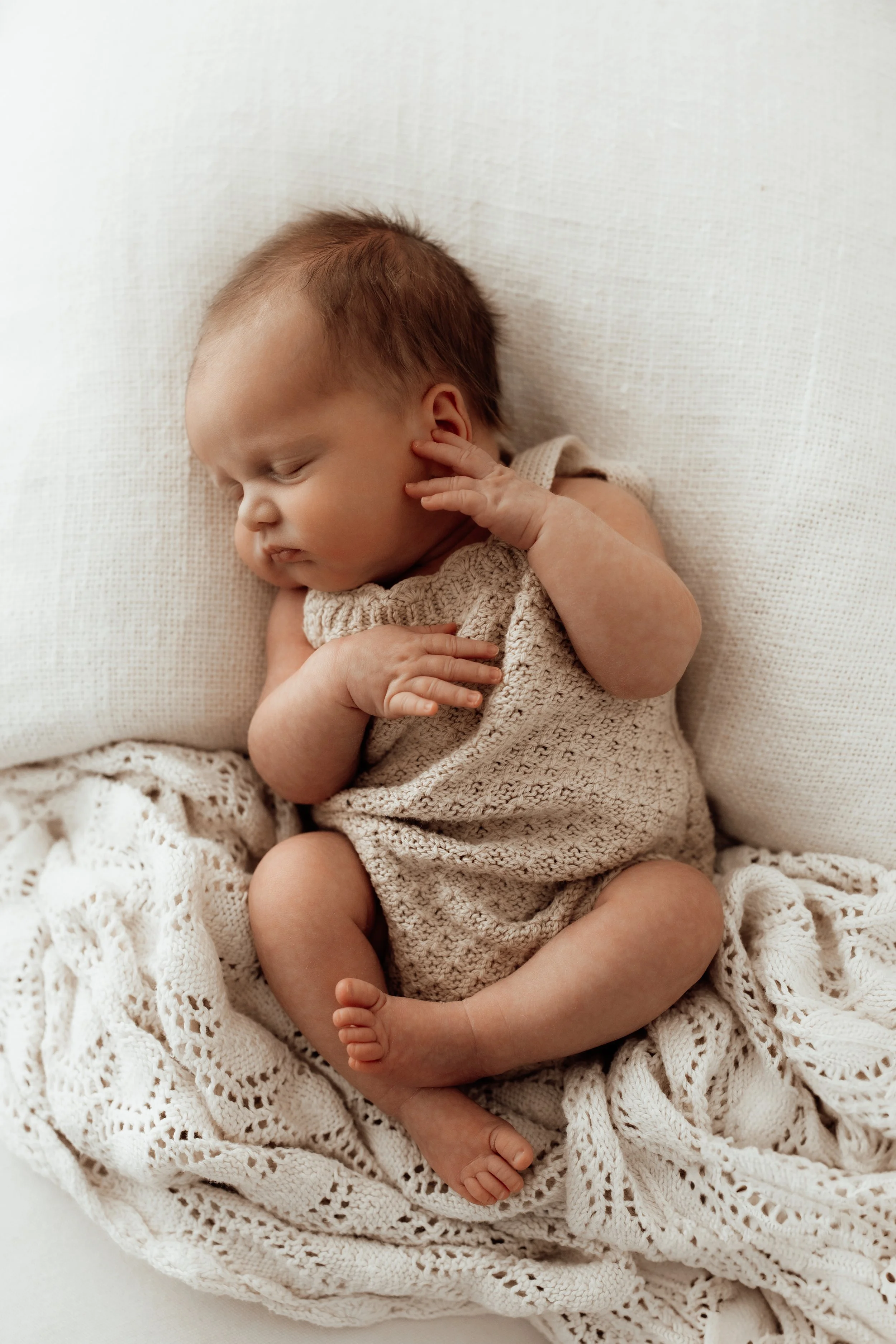 melbourne newborn photography, melbourne newborn photographer, Werribee newborn photographer, family photographer melbourne, newborn photoshoot