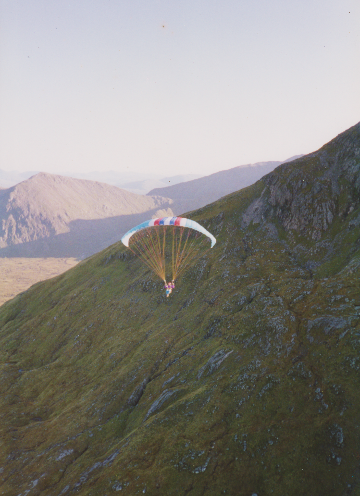 Paragliding Glencoe.png