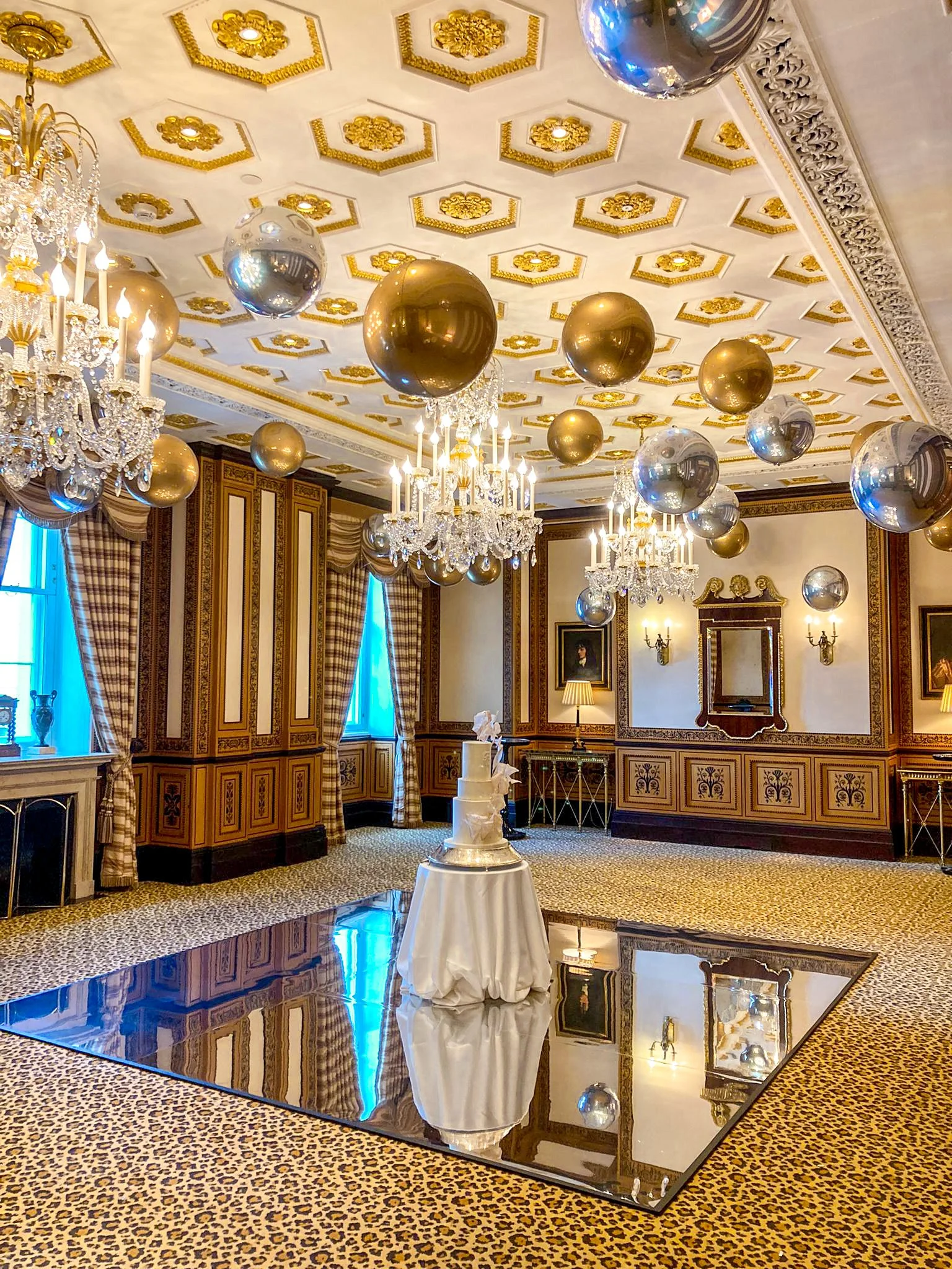 The Lanesborough - St George Room Suspended (2).jpg