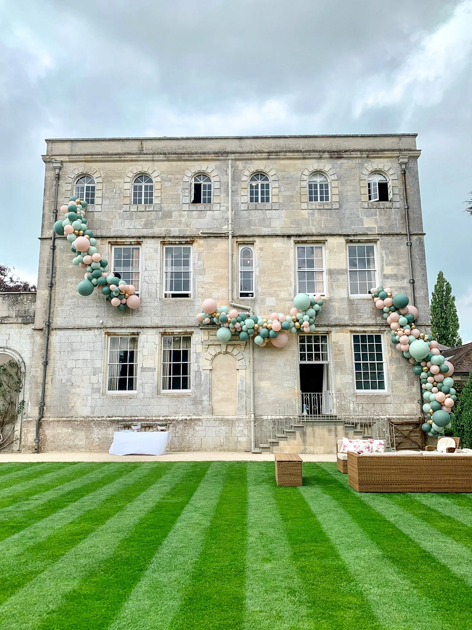 Elmore Court Wedding, Mint & Nude, Sept 2022 (1).jpg