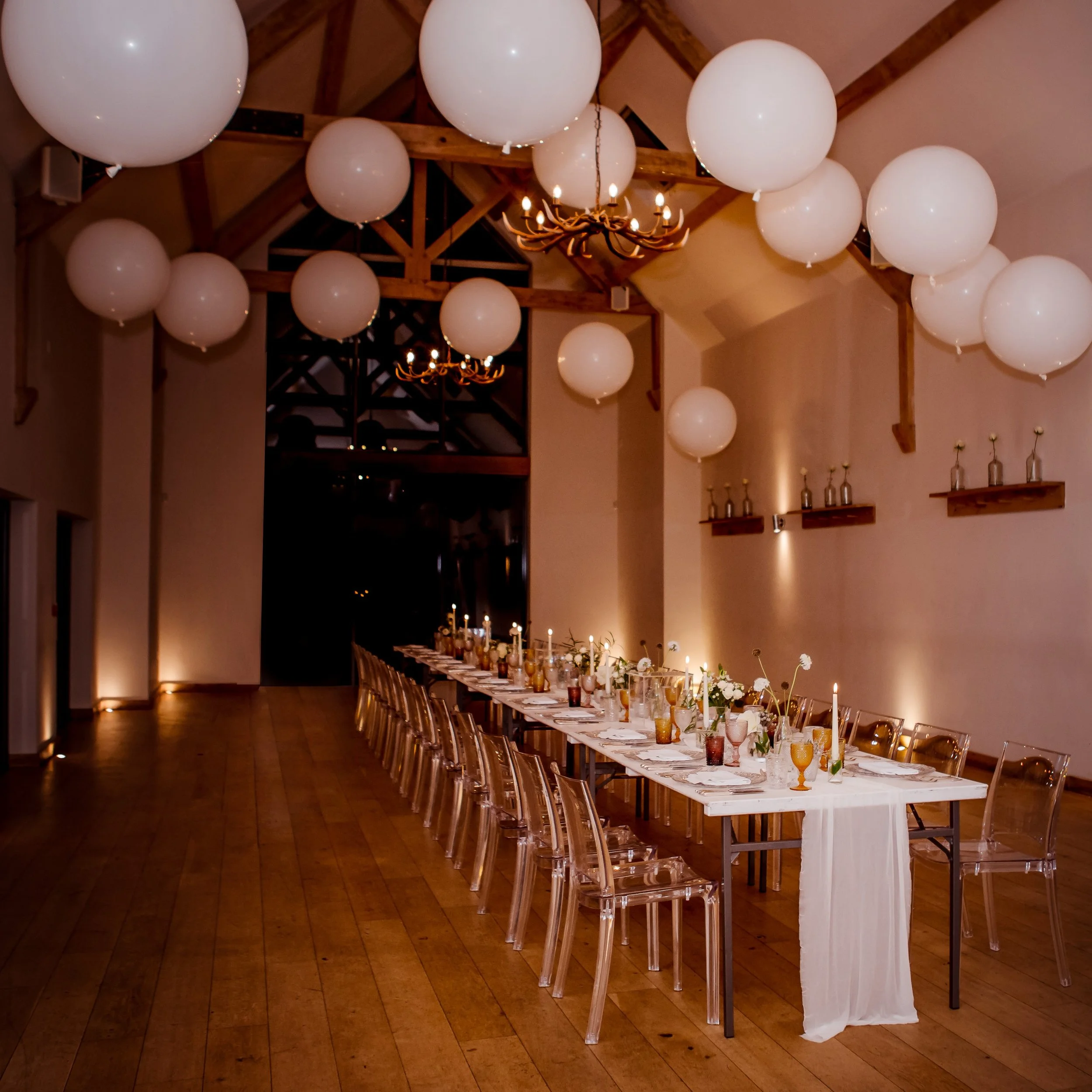Bubblegum Balloons at Millbridge Court with Kalm Kitchen abigailwhitephotography (2).jpg