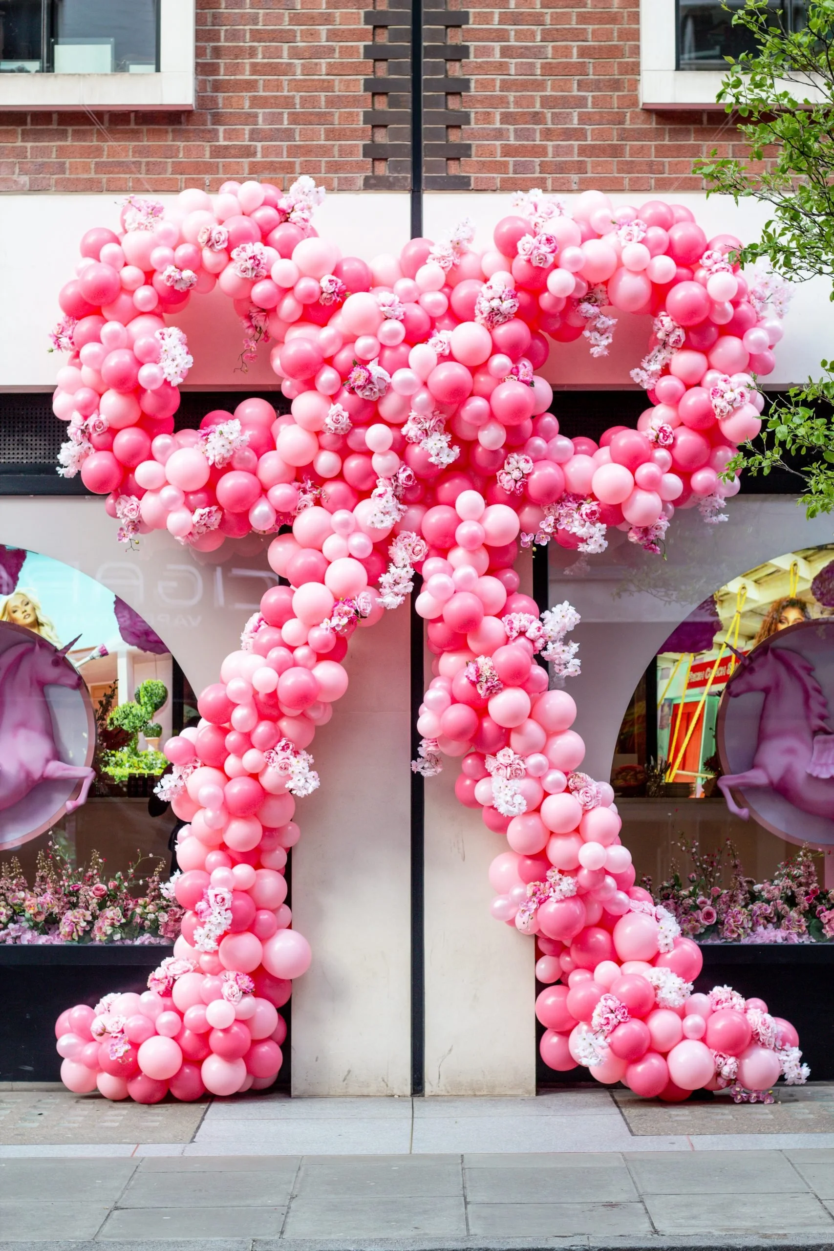 Pretty Little Thing Branded Balloons: The Ultimate Pink Balloon Bow Installation