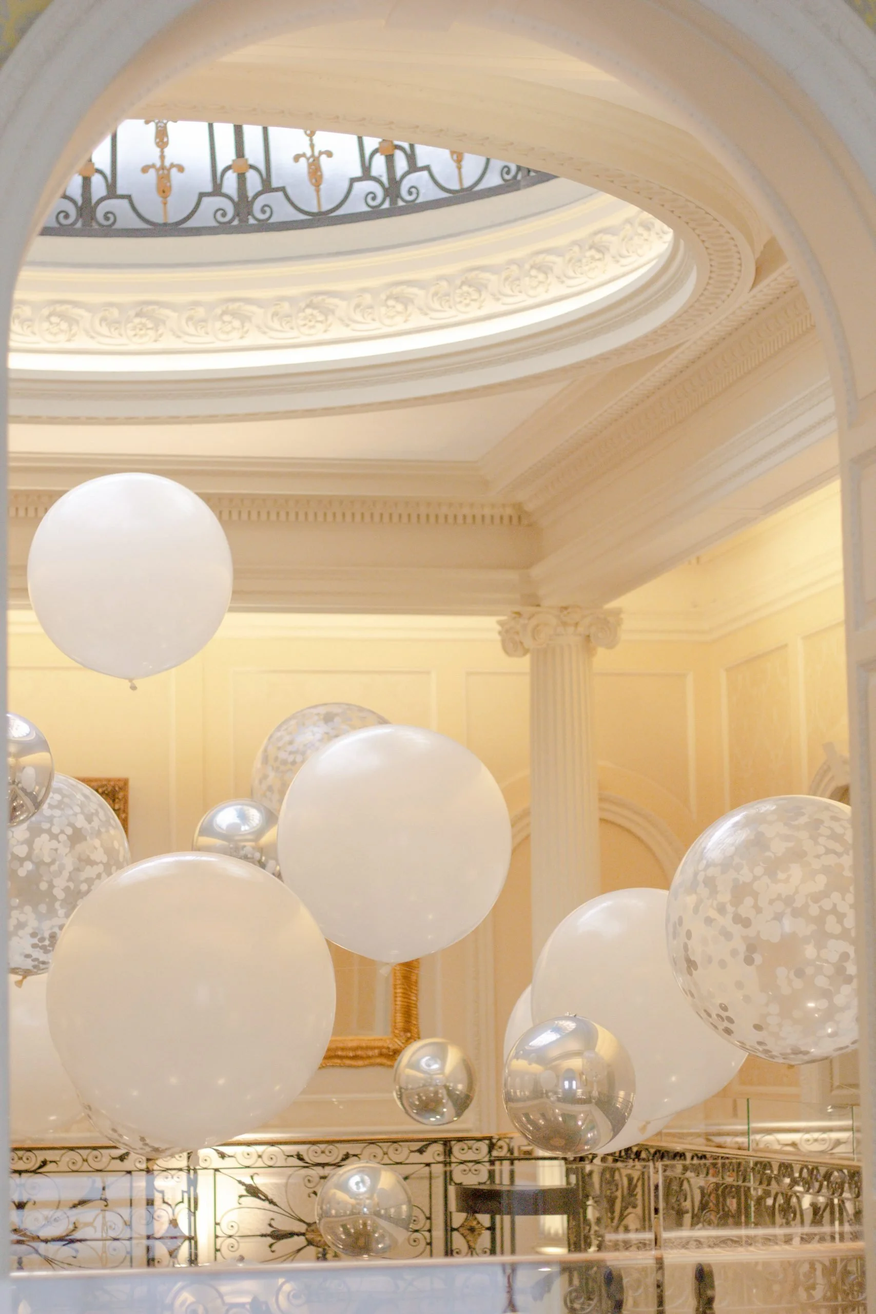 How To Install A Balloon Ceiling
