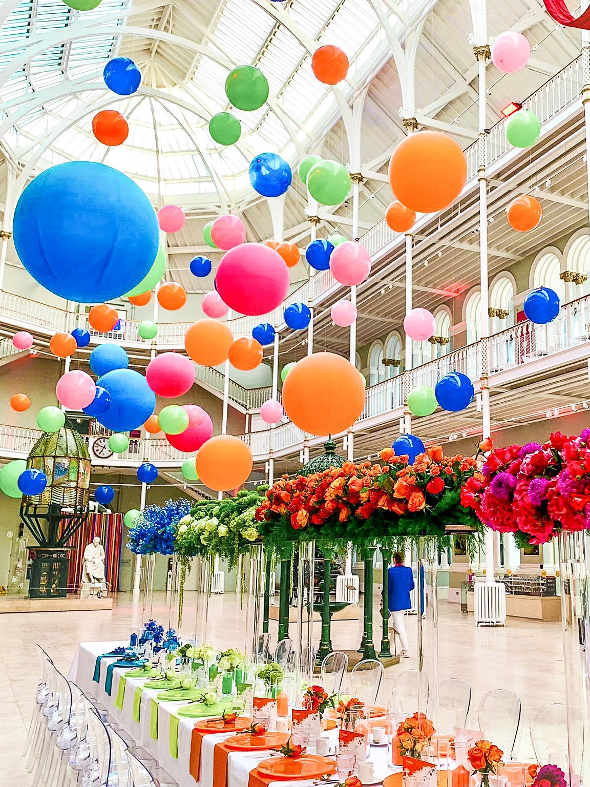 Suspended Ceiling Balloon Displays