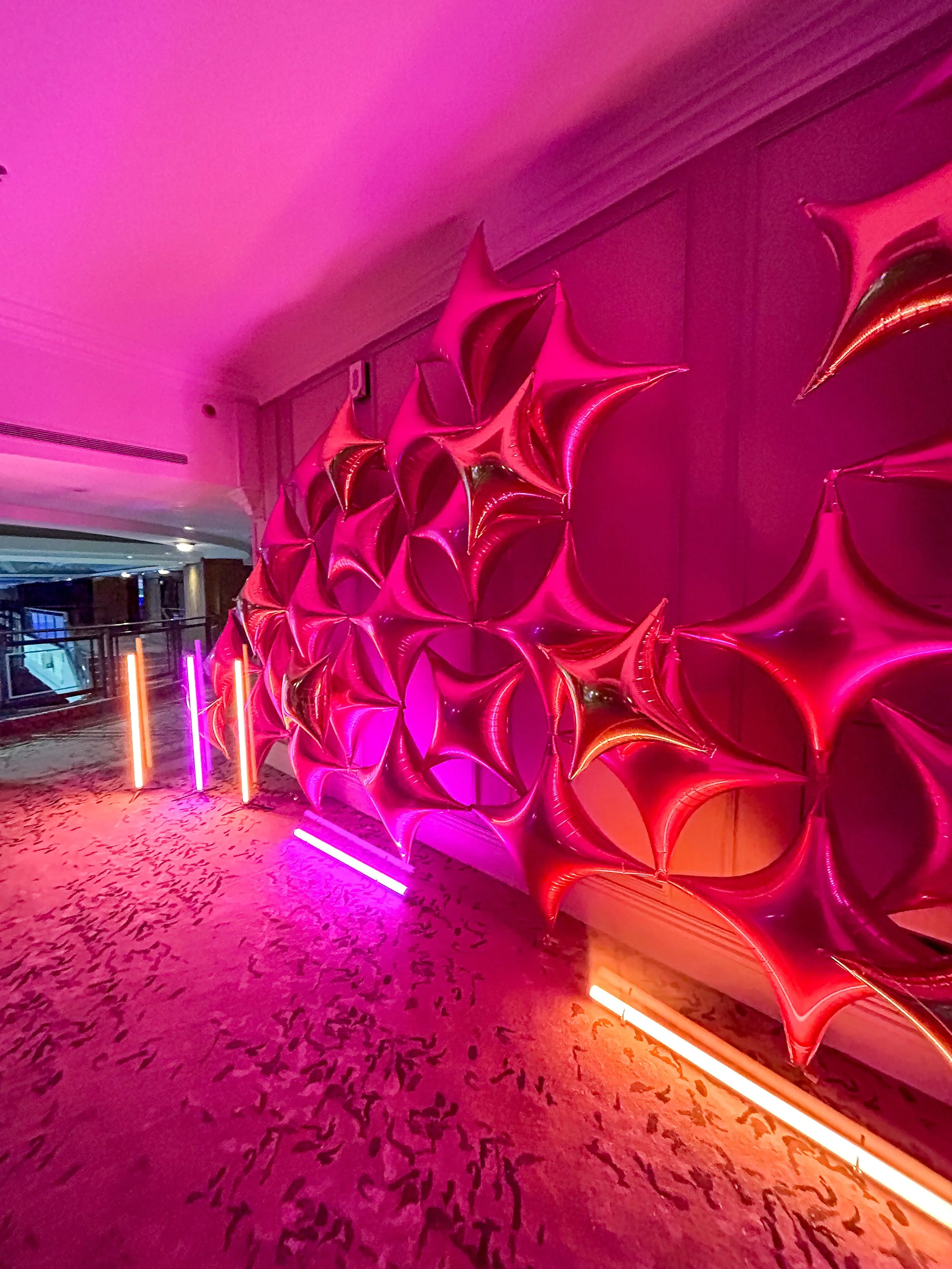 Performance Marketing Awards Grosvenor House Hot Pink Star Point Foil Installation Wall