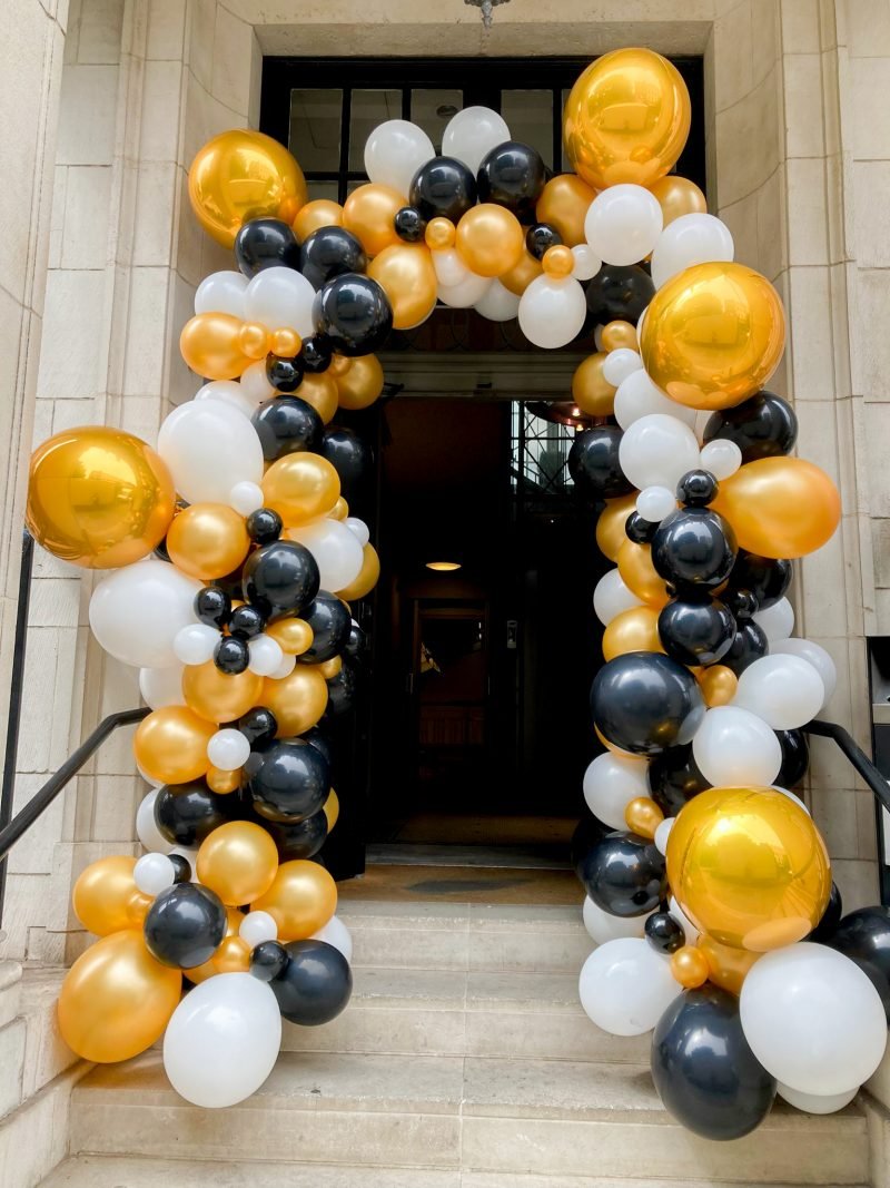 The-Hellenic-Centre-Arch-800x1067 (1).jpg