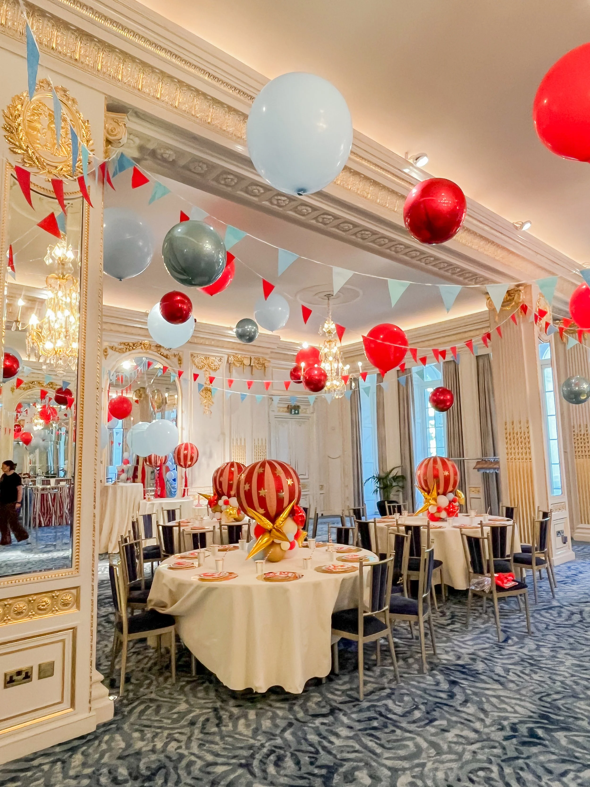 Circus Chaika Party Suspended Ceiling