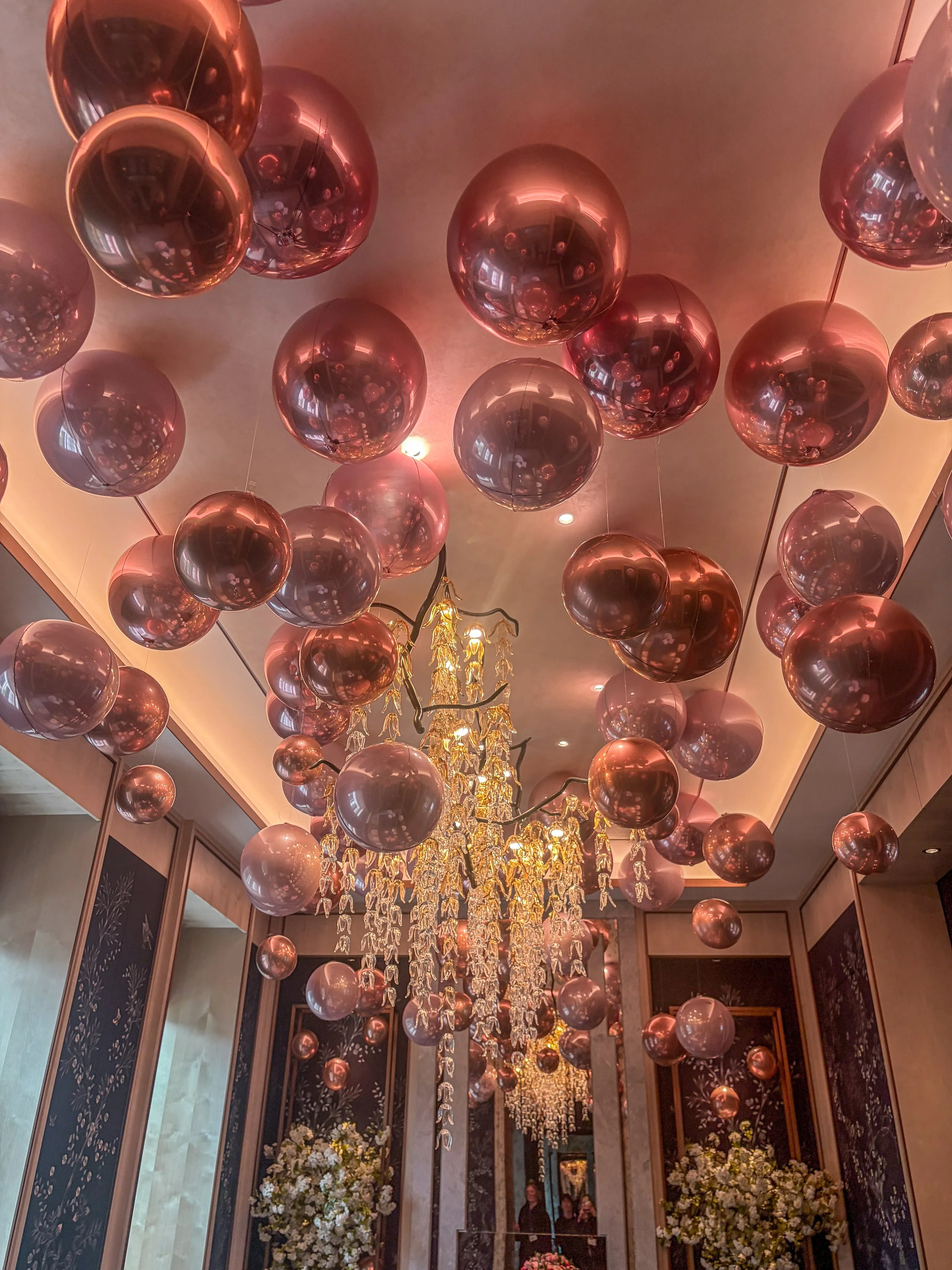 Rose Gold Dripping Orb Lines Ceiling Display Birthday Dinner