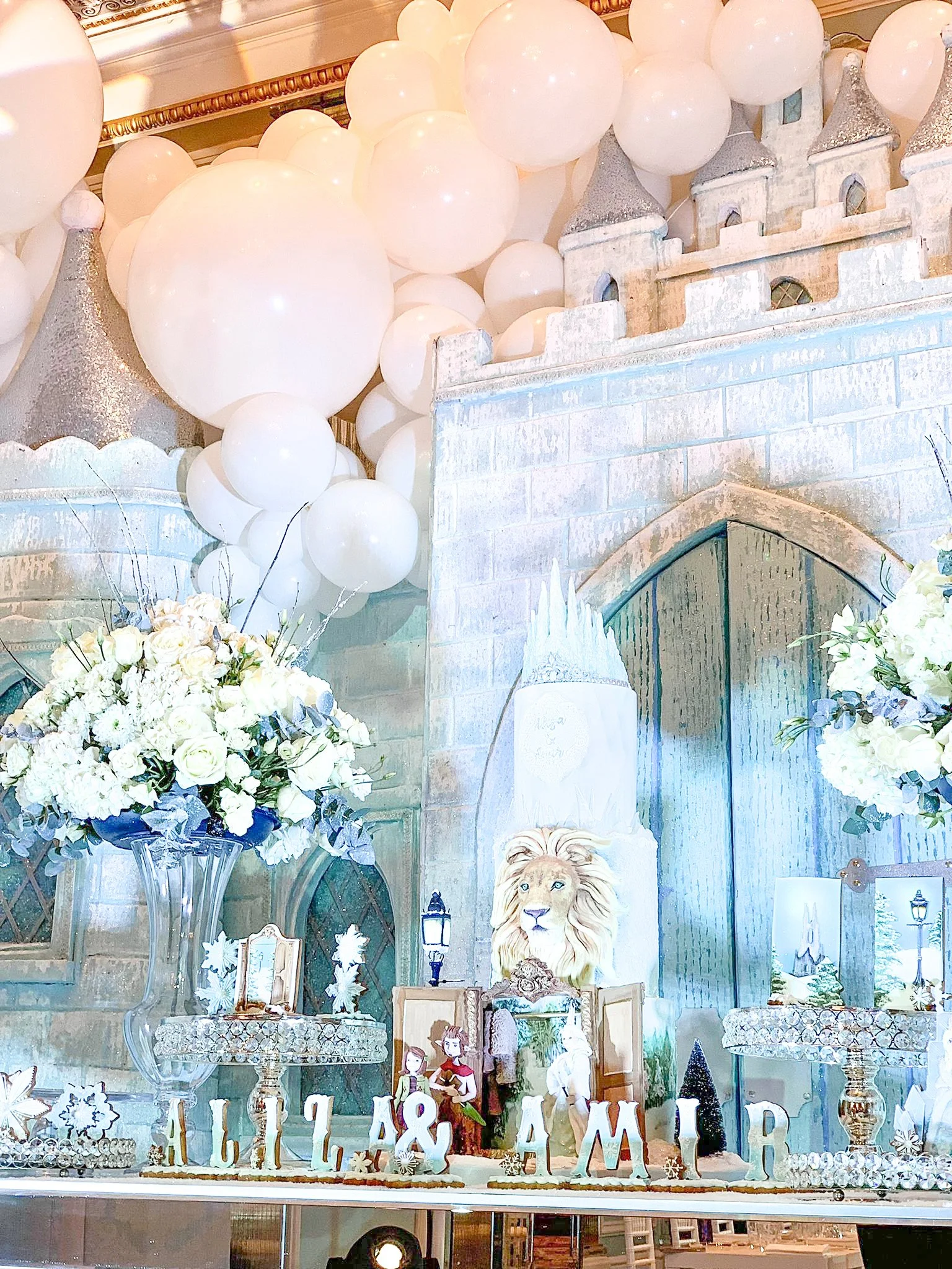 Claire Higgins - The Lanesborough - Frozen Party (2).jpg