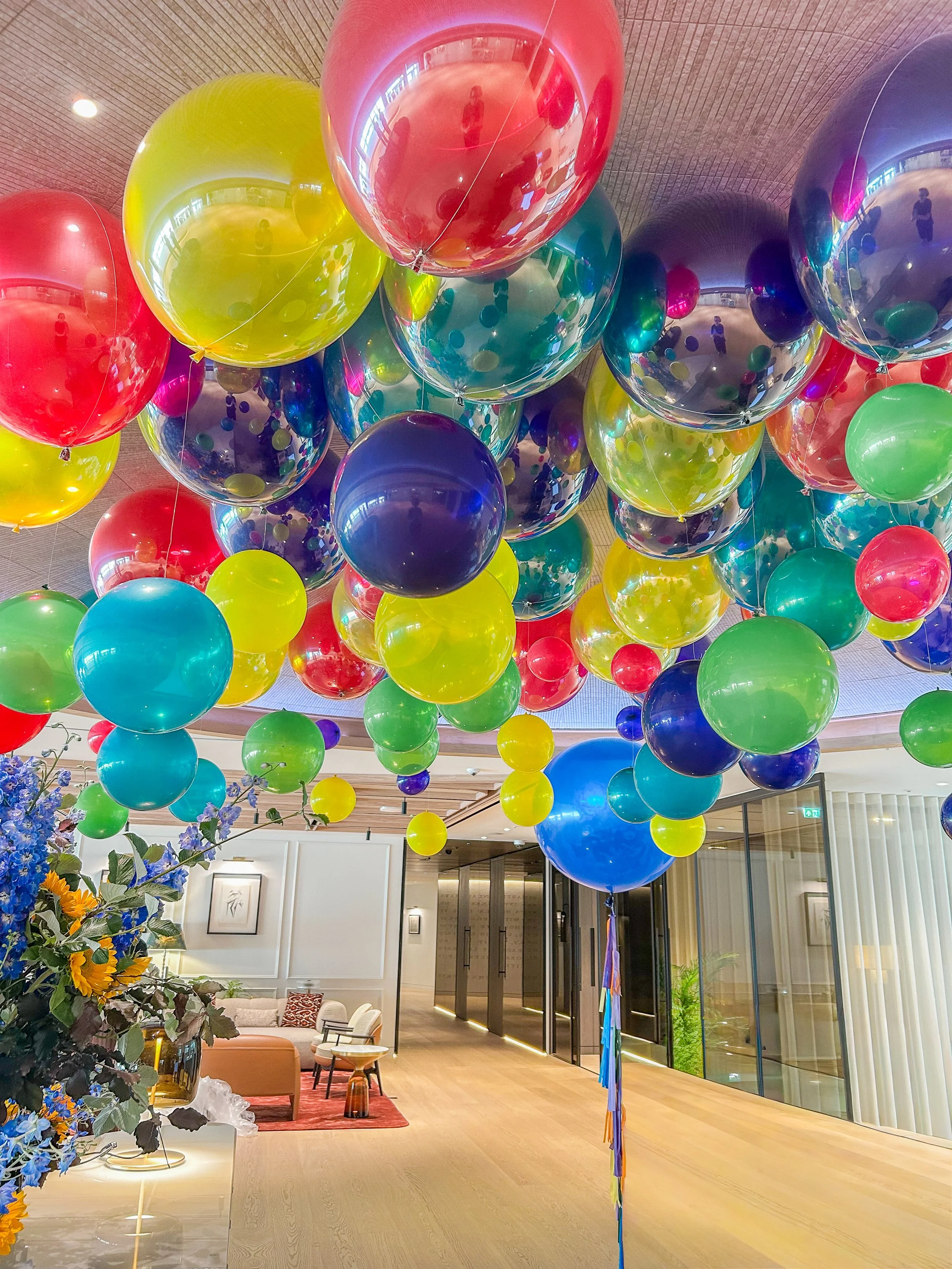 Opaque Bubble Dripping Lines Rainbow Colourful