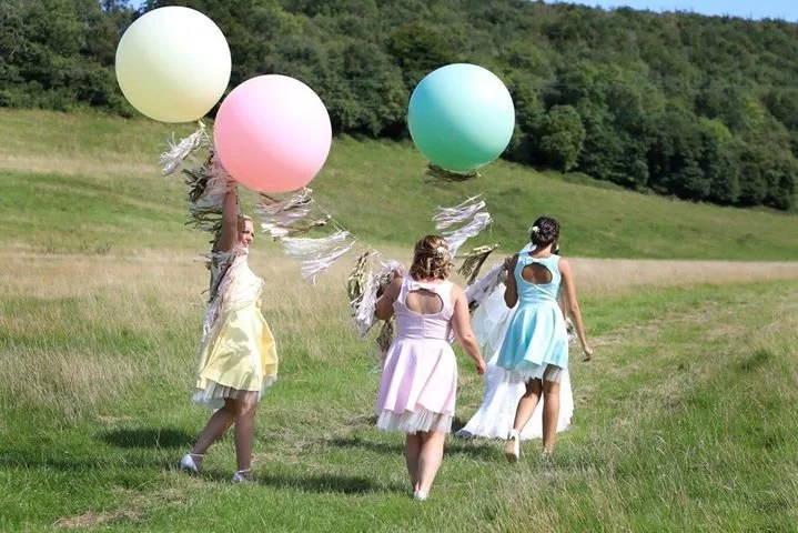 Bubblegum Balloons at Upwaltham Barns 5.jpg